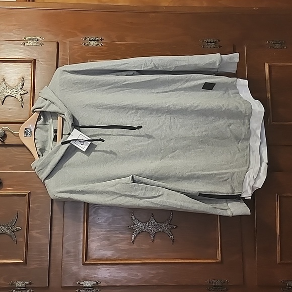 AMPERSAND AVE Tops - BNWT Ampersand Ave gray single hood top sz XXXL